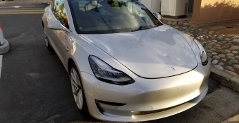 Tesla Model 3 - zamówienia na wersję 4x4 ruszą za kilka dni